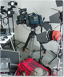 Sony IMX Broadcastkamera und Teile des Licht und Tonequipments